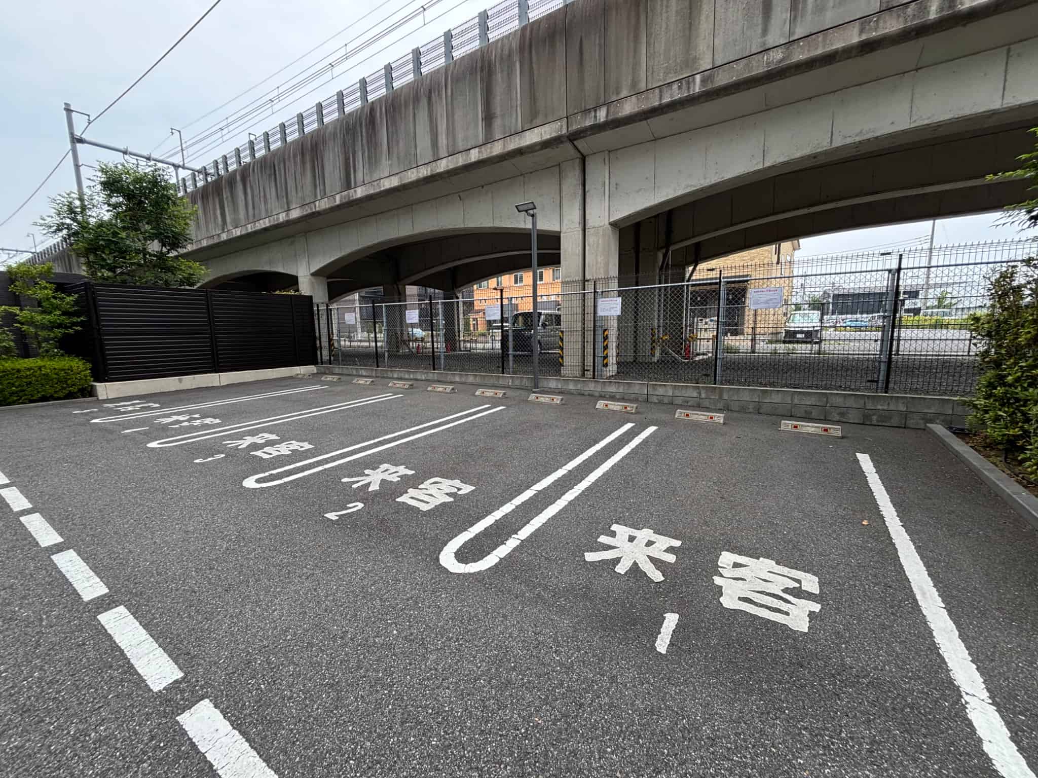 シティテラス越谷レイクタウンの来客用駐車場