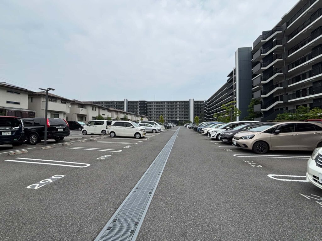 シティテラス越谷レイクタウンの平置き駐車場